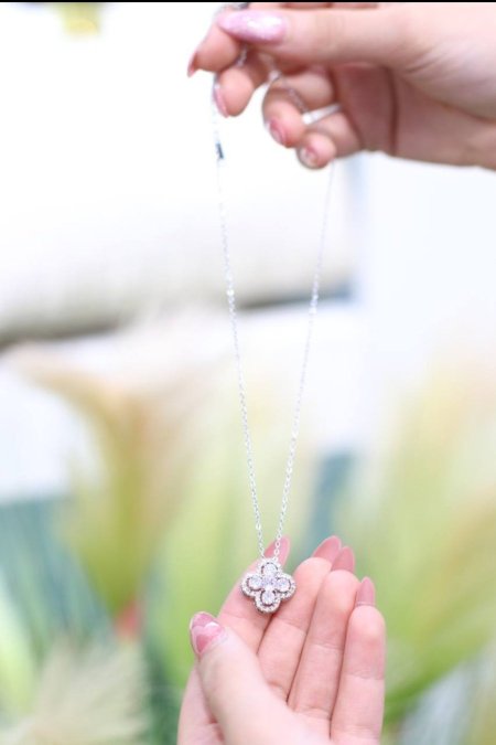 سلسال عقد فضة وردة