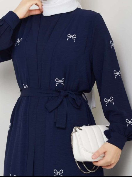 عباءة تحرير