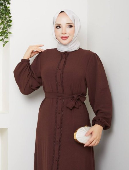 بني محروق