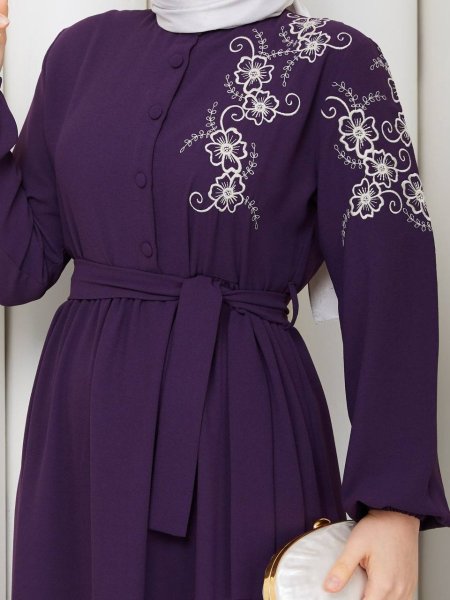 بنفسجي غامق